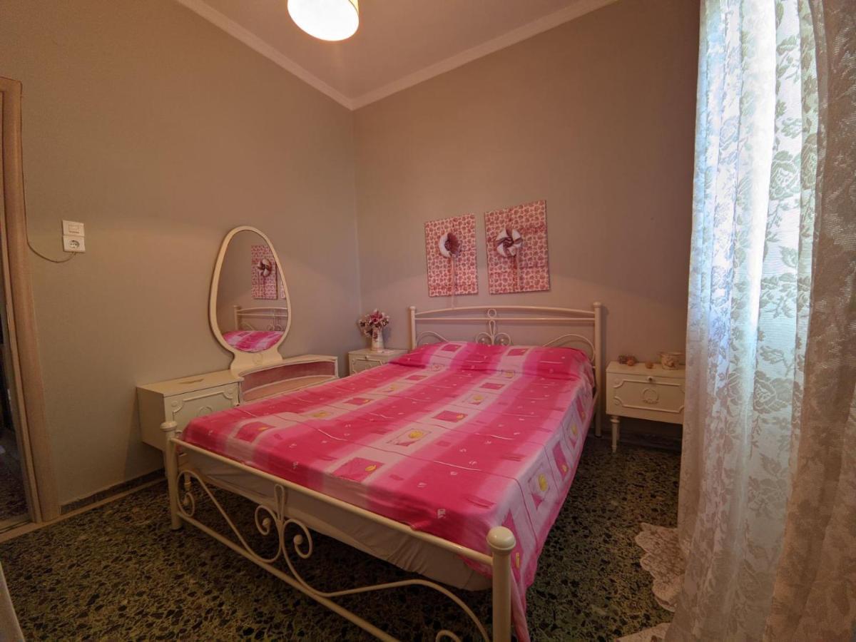 Μοντέρνα Εξοχική Κατοικία Στην Κωμη Komi  Exterior photo